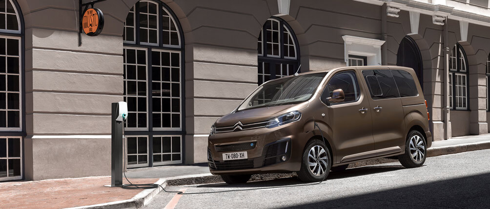 Elektromobilis Citroen E-SpaceTourer turi geriausias furgono savybes